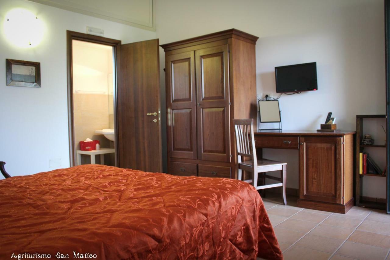 Agriturismo San Matteo Tarquinia Bagian luar foto